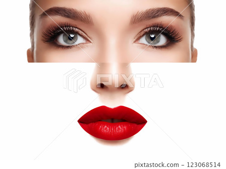 3d rendering red lips and eyes 123068514