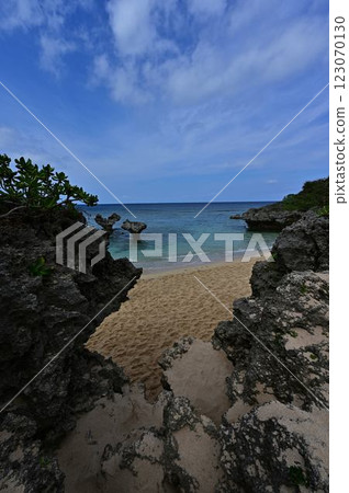 Heart rock on the beach Heart rock on the beach 123070130