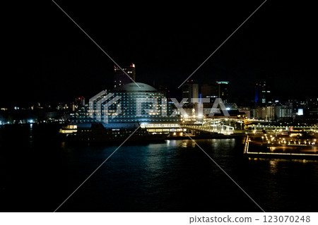 Night view of Kobe Harborland Night view of Kobe Harborland 123070248