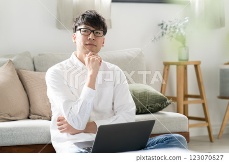 Male personal computer 123070827