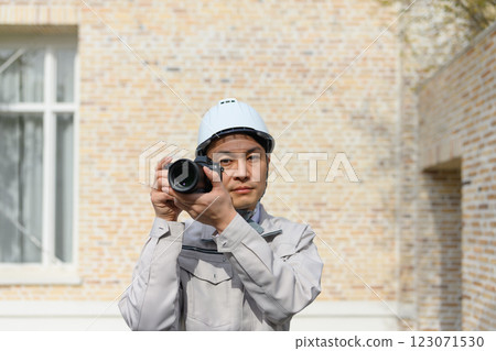 Contractor's image cut (business) Contractor's image cut (business) 123071530