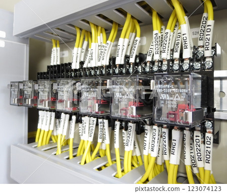 操作和控制電器的繼電器等精密電路 123074123