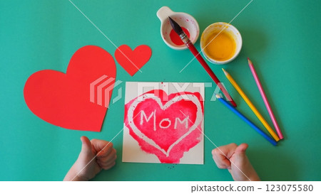 Kid Mom greeting Kid Mom greeting 123075580