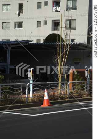 250129_022Cityscape 123075799