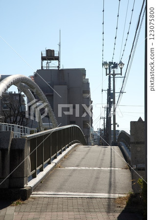 250129_023Cityscape 123075800