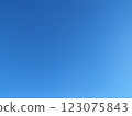 沒有云彩的藍天 123075843