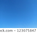 沒有云彩的藍天 123075847