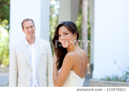 Happy beautiful woman portrait with man 123078921