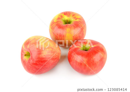 Set of Red apples isolated on white Set of Red apples isolated on white 123085414