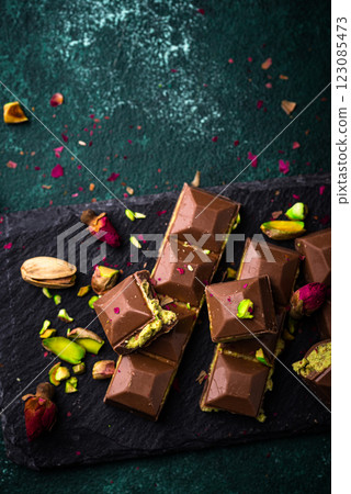 Dubai chocolate with kadayif pistachio filling 123085473