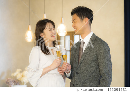 40 多歲的情侶約會 123091381