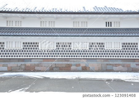 三十軒長屋（金澤城公園/石川縣金澤市丸之內） 123091408