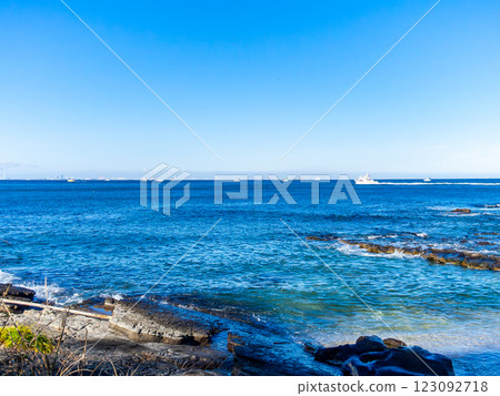 A refreshing view of Tokyo Bay from Yokosuka Kannonzaki in early winter A refreshing view of Tokyo Bay from Yokosuka Kannonzaki in early winter 123092718