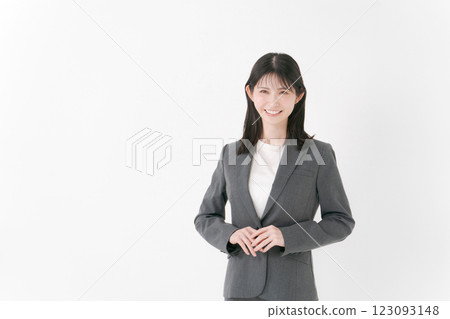 Smiling business woman 123093148