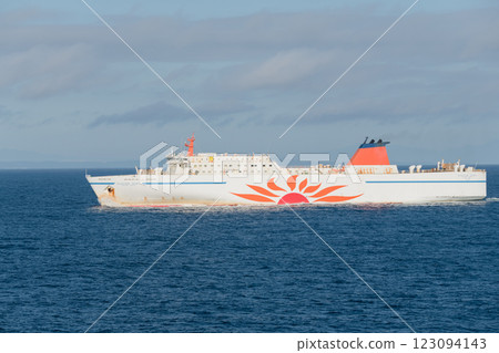 [岩手縣海岸開往苫小牧方向的向日葵富良野號和開往大雪大洗方向的向日葵號的分離] 123094143