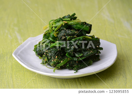 芝麻菠菜 123095855