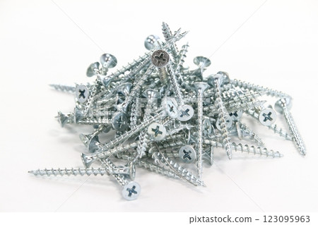 當然是關閉線程 當然是關閉線程 123095963