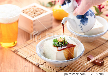 Cold tofu (cotton tofu) 123097089