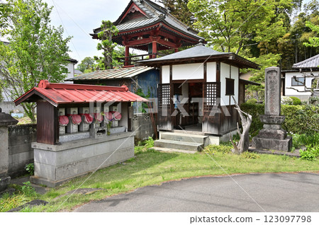 漫步中山道的板花宿：安中市板花天台宗稱名寺 123097798