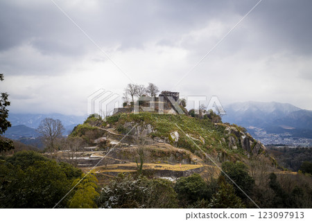 岐阜縣中津川市的冬季苗木城 123097913