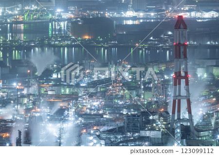 岡山縣美麗的工廠夜景 岡山縣美麗的工廠夜景 123099112