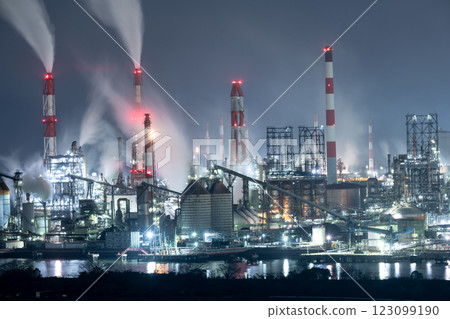 Beautiful factory night view, Okayama Prefecture 123099190
