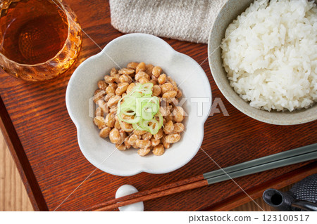 Natto served in a small bowl - image of a fermented food table 123100517