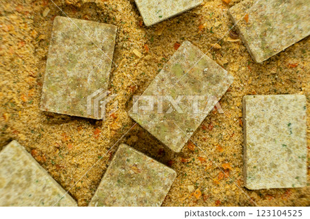 Instant bouillon and spice mix in cubes and powder Instant bouillon and spice mix in cubes and powder 123104525