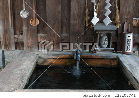 中山道奈良井宿的橫水水源 123105741