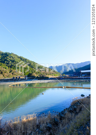 Kuma River scenery: Hakuhai Hachinoji Square, Watarimachi, Yatsushiro City, Kumamoto Prefecture Kuma River scenery: Hakuhai Hachinoji Square, Watarimachi, Yatsushiro City, Kumamoto Prefecture 123105854