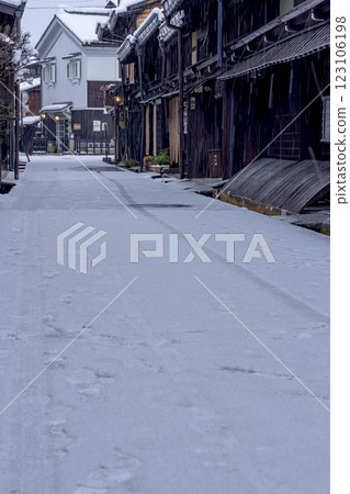 210102 Sanmachi g070 123106198