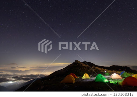 Tent and starry sky at Daitenso (Dake Daitensho) in the Northern Alps 123108312