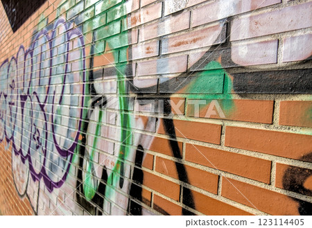 urban art on a wall 123114405