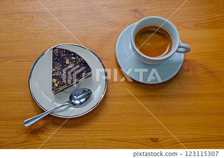Coffee and cake 123115307