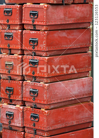 Old boxes 123116553