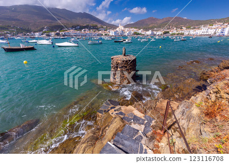 Cadaques Bay with boats and Church of Santa Maria, Catalonia, Spain 123116708