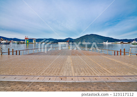[Tsuruga Port Kanegasaki Green Field] Tsuruga City, Fukui Prefecture 123117112