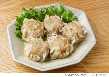 Large meat shumai 123117484