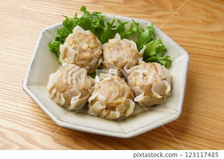Large meat shumai 123117485