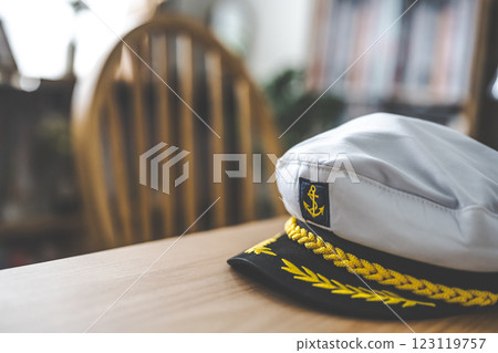 Captain's hat 123119757