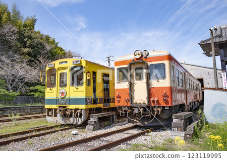 Isumi Railway Otaki Station garage Isumi Railway Otaki Station garage 123119995