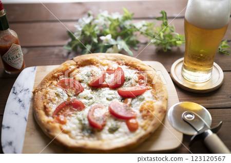Draft beer and pizza in summer Draft beer and pizza in summer 123120567