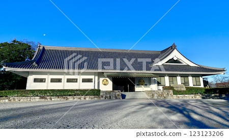 沐浴在朝陽與藍天下的三河武士家康博物館（岡崎城公園/愛知縣岡崎市） 123123206