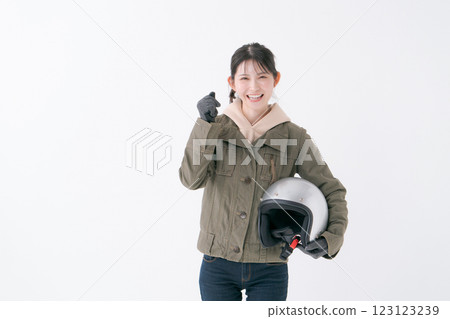 女騎士揮拳 女騎士揮拳 123123239