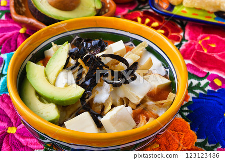 墨西哥菜 Sopa de Tortilla (Sopa Azteca) 123123486