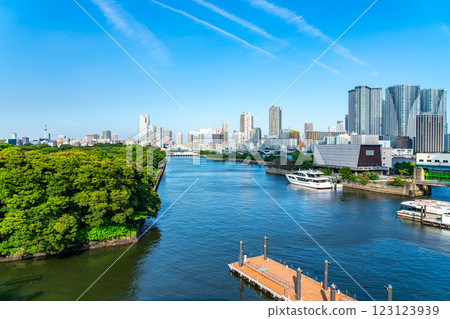 [Tokyo] Sumida River and cityscape as seen from Waters Takeshiba 123123939