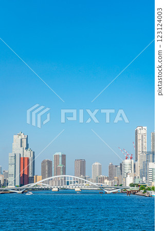 [Tokyo] Cityscape as seen from Takeshiba Pier 123124003