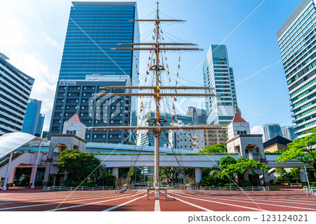 [東京]竹芝車站前竹芝碼頭的桅杆 123124021