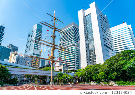 [東京]竹芝車站前竹芝碼頭的桅杆 123124024