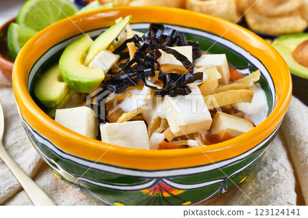 Mexican cuisine Sopa de Tortilla (Sopa Azteca) 123124141